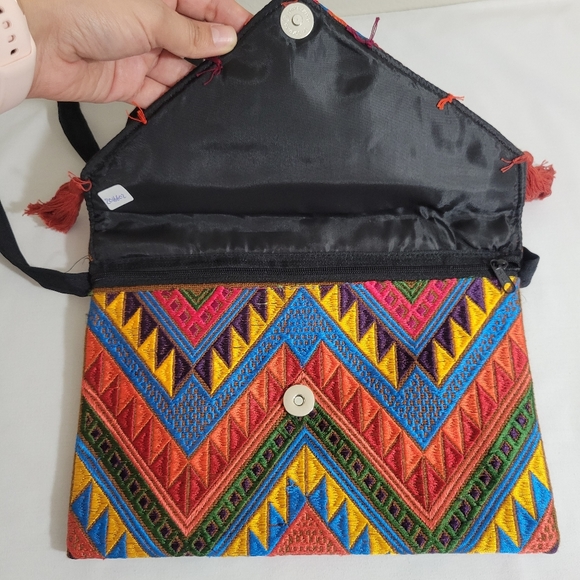 Guatemalan Pouch With Shoulder Strap - Picture 3 of 8